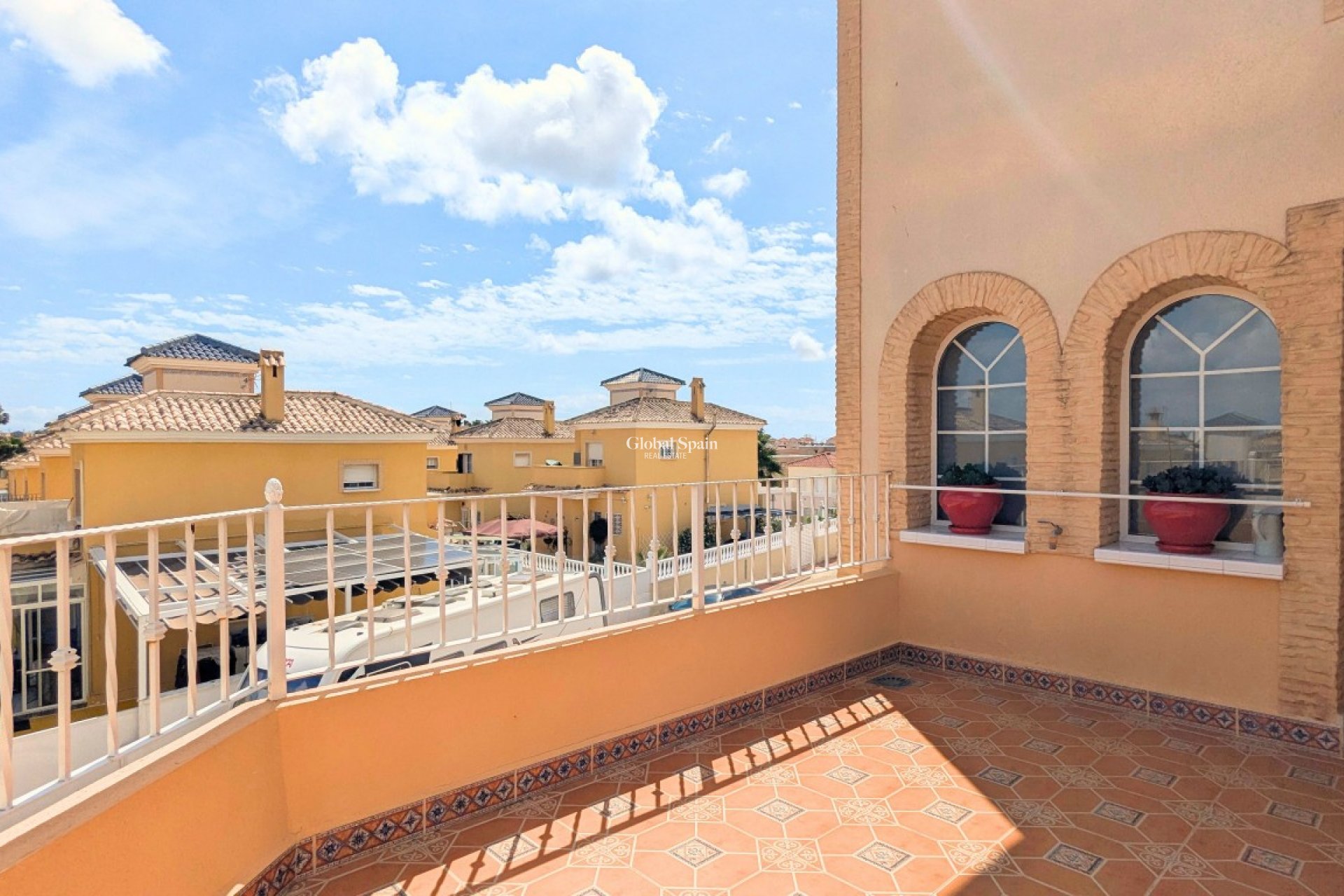 Revente - VILLA -
LO CRISPÍN - Inland