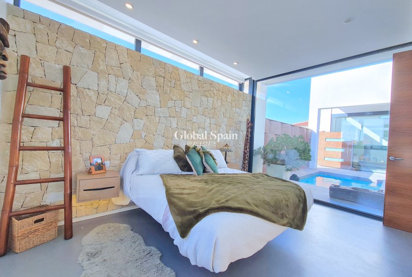 Revente - VILLA -
LOS ALCÁZARES
