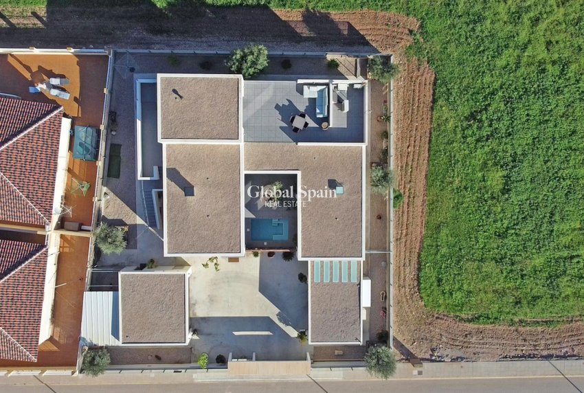 Revente - VILLA -
LOS ALCÁZARES