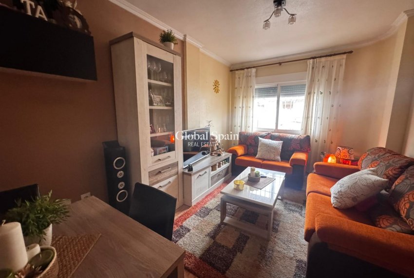 Revente - VILLA -
LOS ALCÁZARES