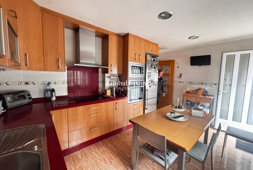 Revente - VILLA -
LOS ALCÁZARES