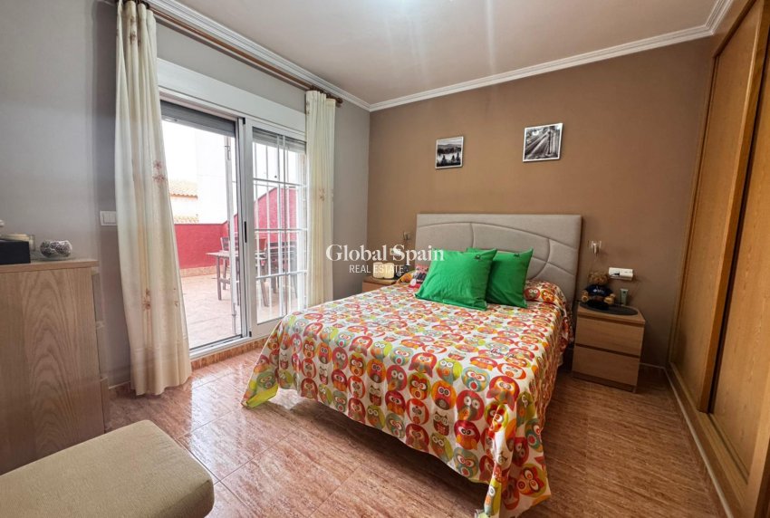 Revente - VILLA -
LOS ALCÁZARES