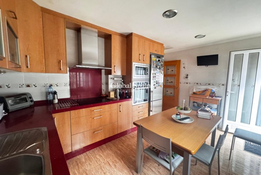 Revente - VILLA -
LOS ALCÁZARES