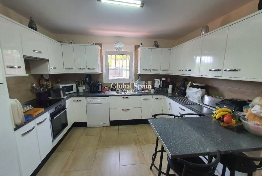 Revente - VILLA -
LOS BALCONES - LOS ALTOS - Costa Blanca