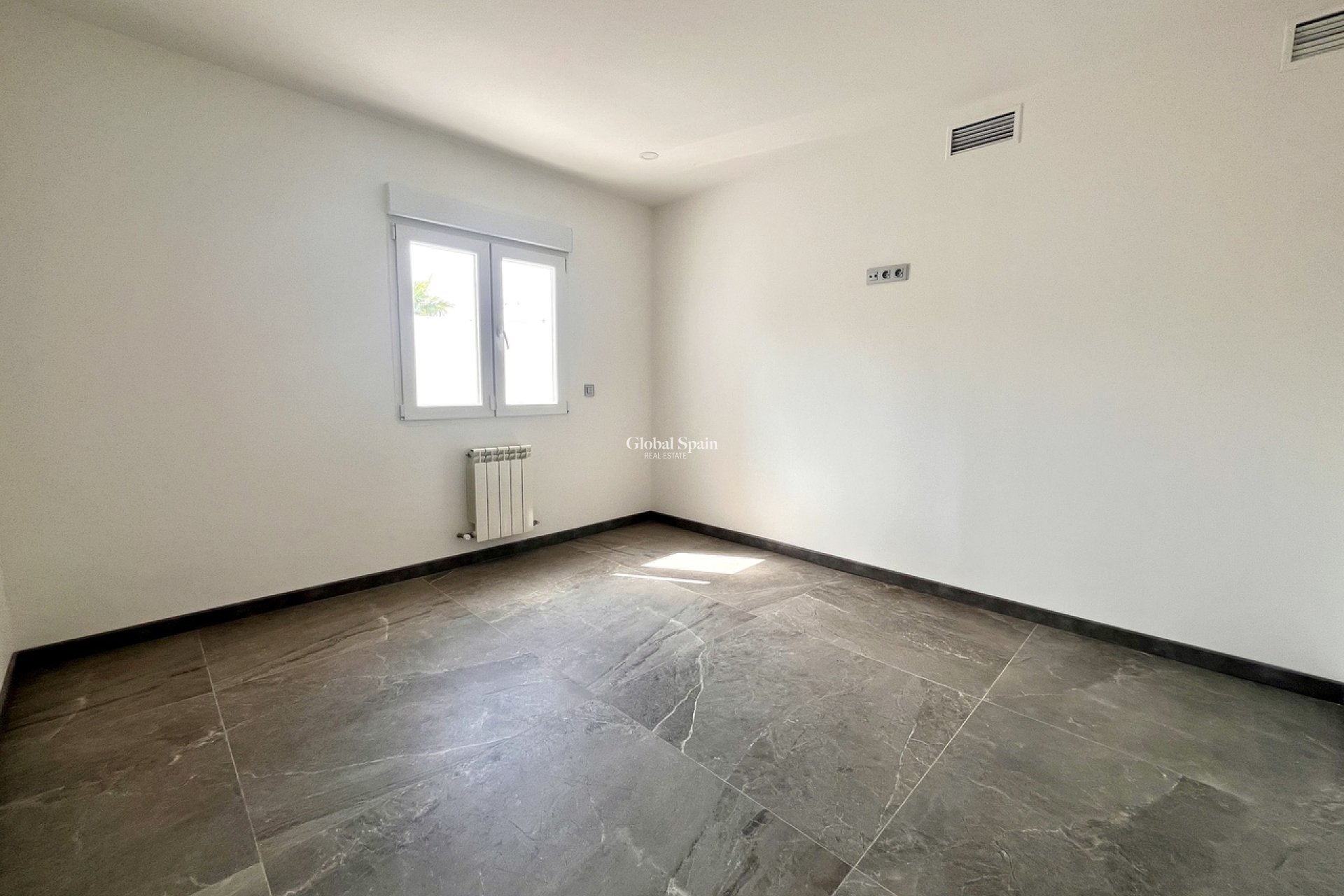 Revente - VILLA -
LOS BALCONES - LOS ALTOS - Costa Blanca