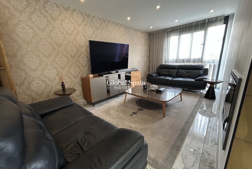 Revente - VILLA -
LOS BALCONES - LOS ALTOS - Costa Blanca