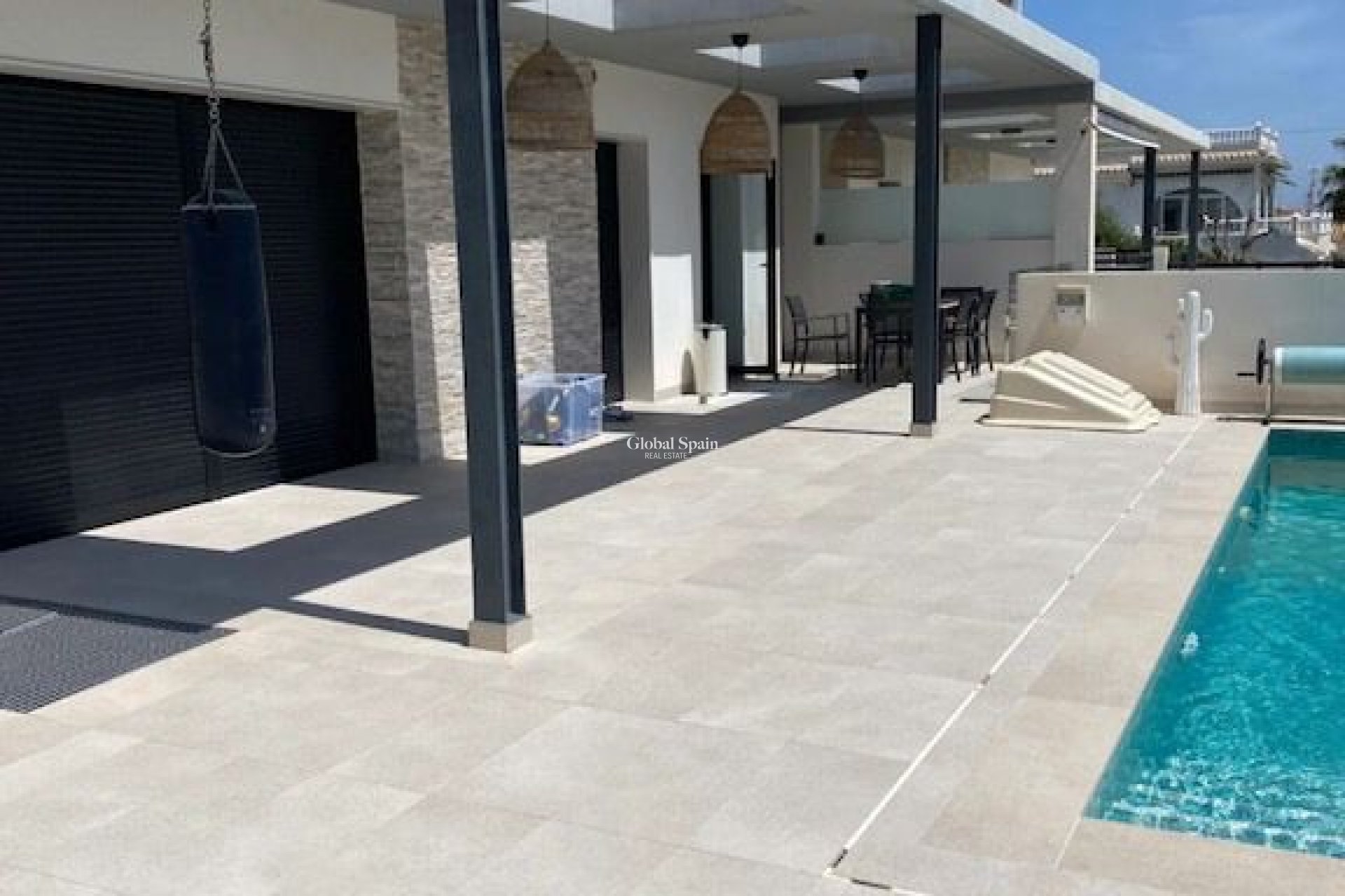 Revente - VILLA -
LOS BALCONES - LOS ALTOS - Costa Blanca