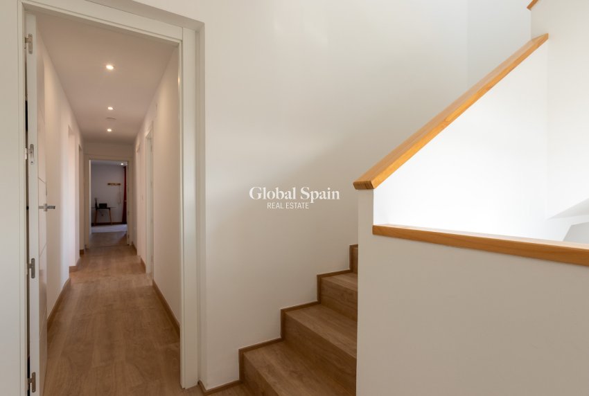 Revente - VILLA -
LOS BALCONES - LOS ALTOS - Costa Blanca