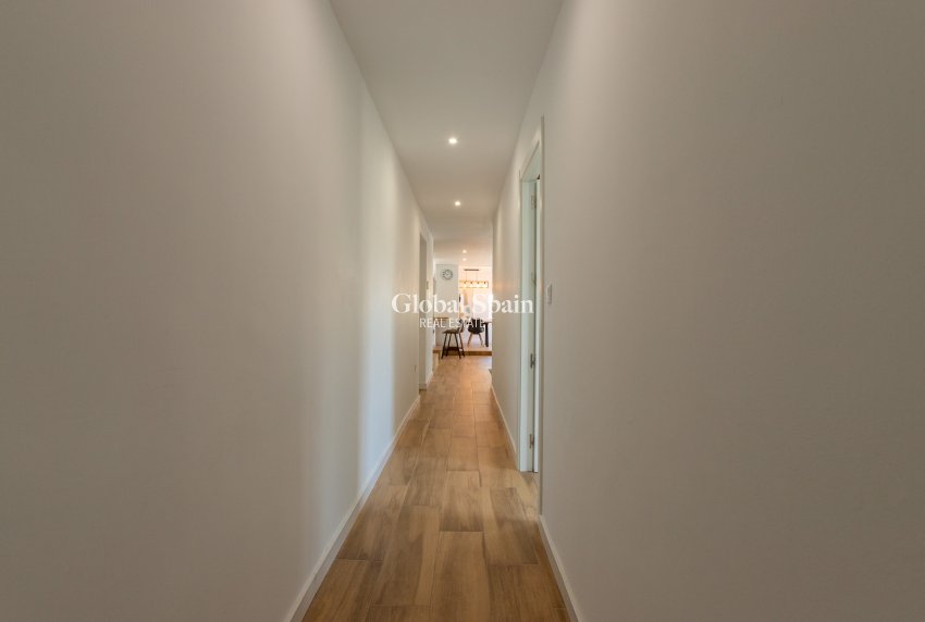 Revente - VILLA -
LOS BALCONES - LOS ALTOS - Costa Blanca