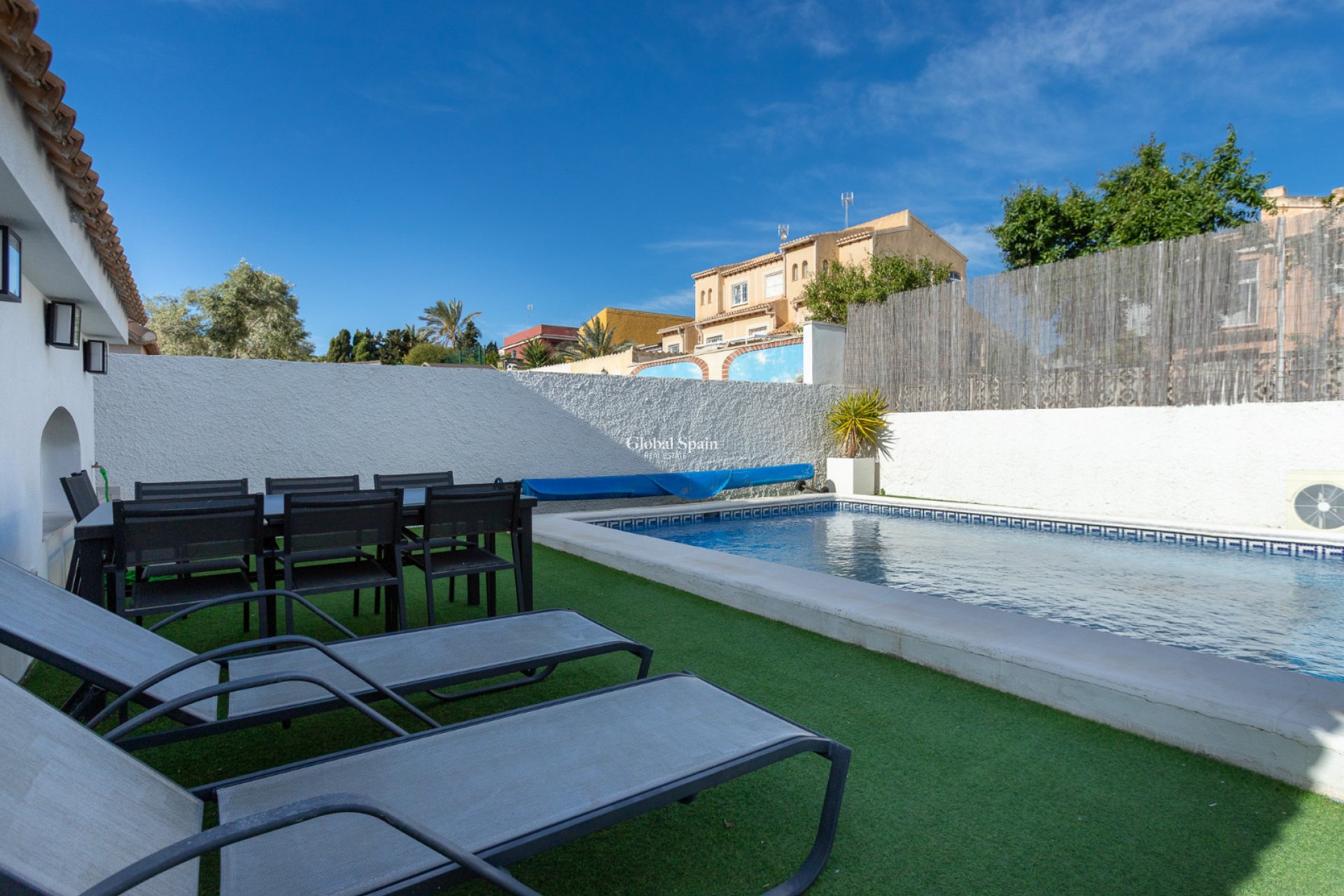 Revente - VILLA -
LOS BALCONES - LOS ALTOS - Costa Blanca