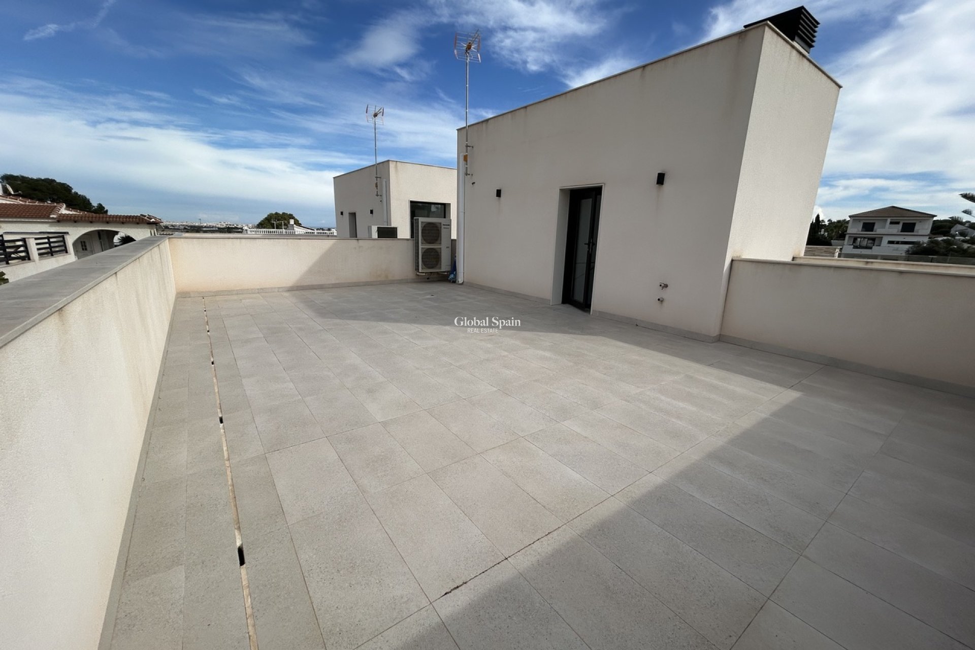 Revente - VILLA -
LOS BALCONES - LOS ALTOS - Costa Blanca