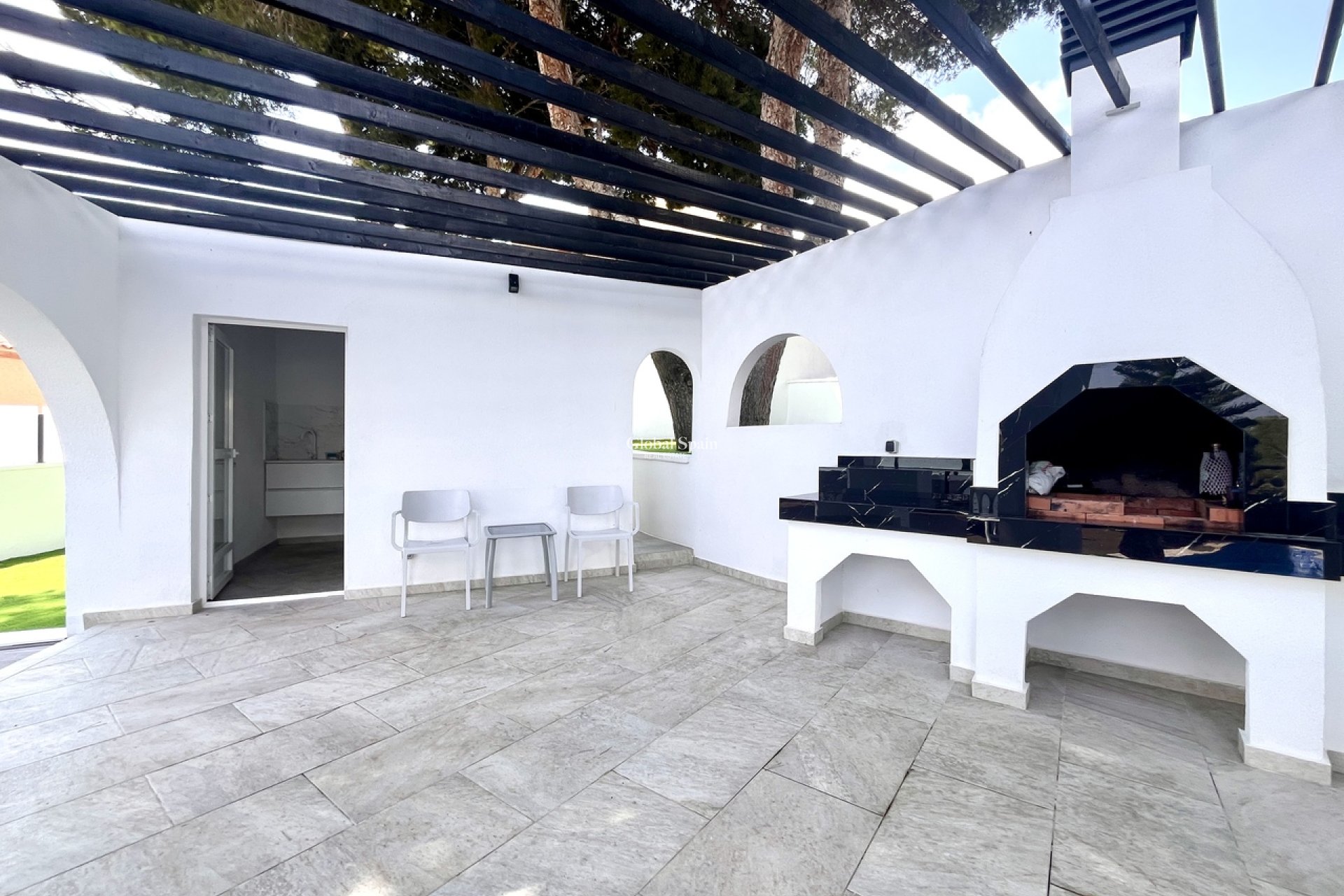 Revente - VILLA -
LOS BALCONES - LOS ALTOS - Costa Blanca