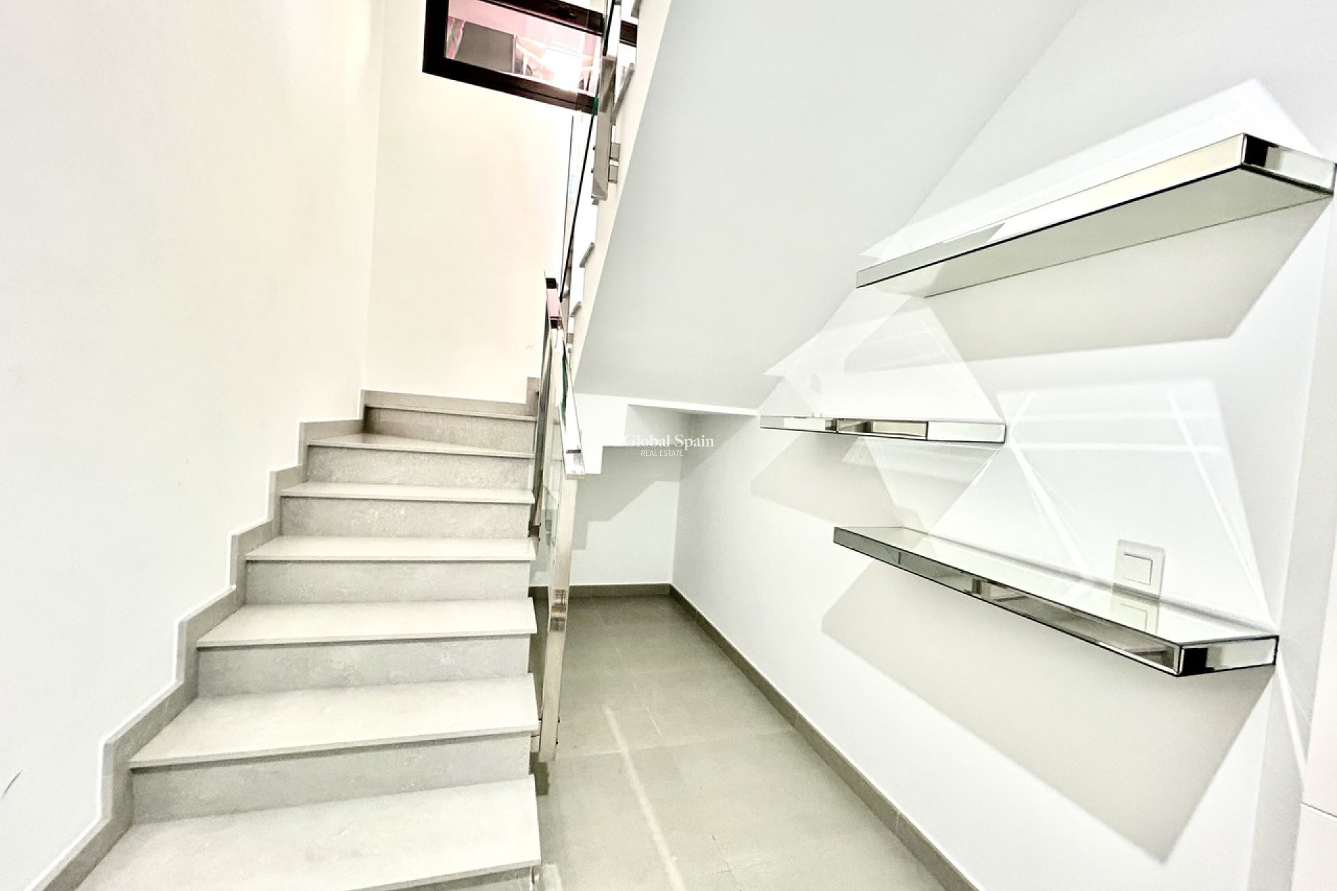 Revente - VILLA -
LOS BALCONES - LOS ALTOS - Costa Blanca