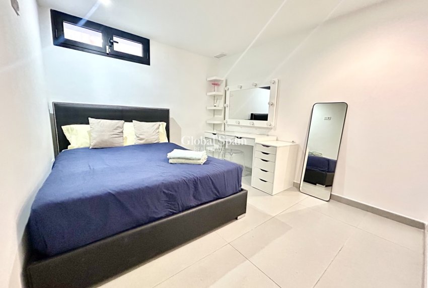 Revente - VILLA -
LOS BALCONES - LOS ALTOS - Costa Blanca