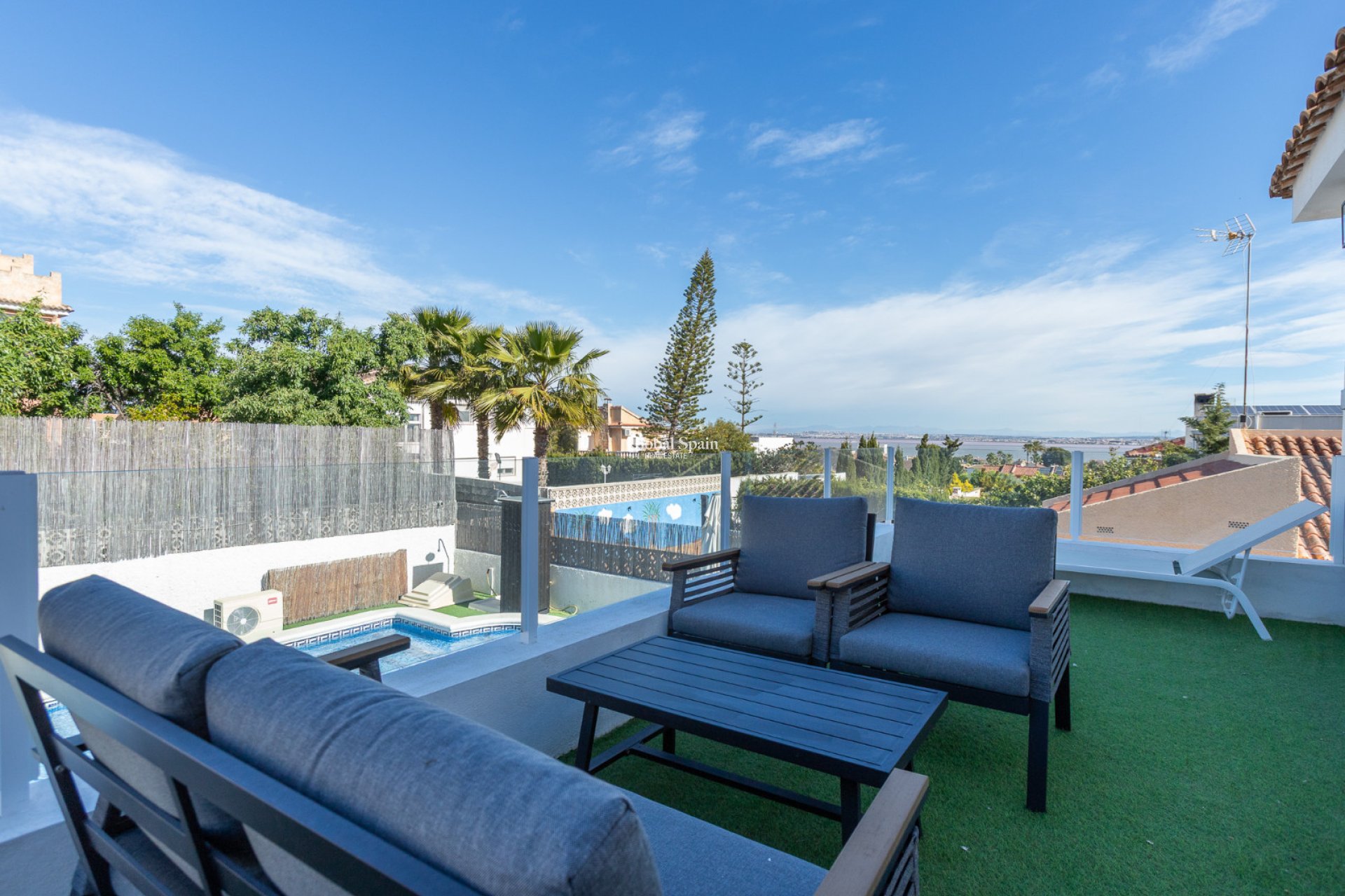 Revente - VILLA -
LOS BALCONES - LOS ALTOS - Costa Blanca