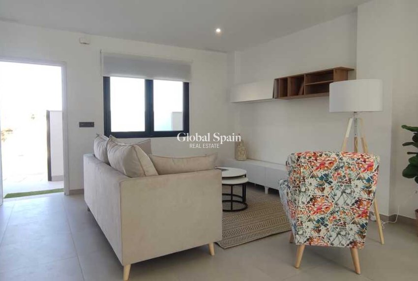 Revente - VILLA -
LOS BELONES - Inland