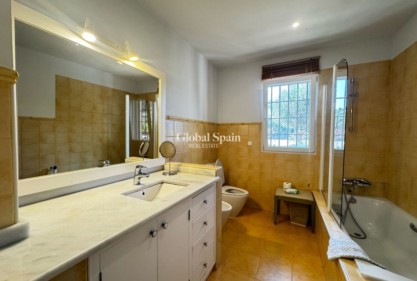 Revente - VILLA -
LOS BELONES - Inland