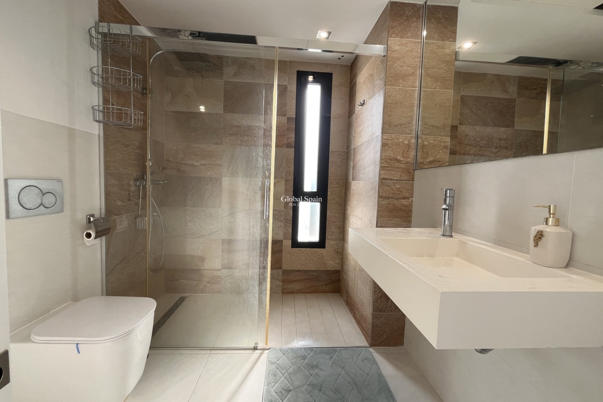 Revente - VILLA -
LOS DOLSES - Inland