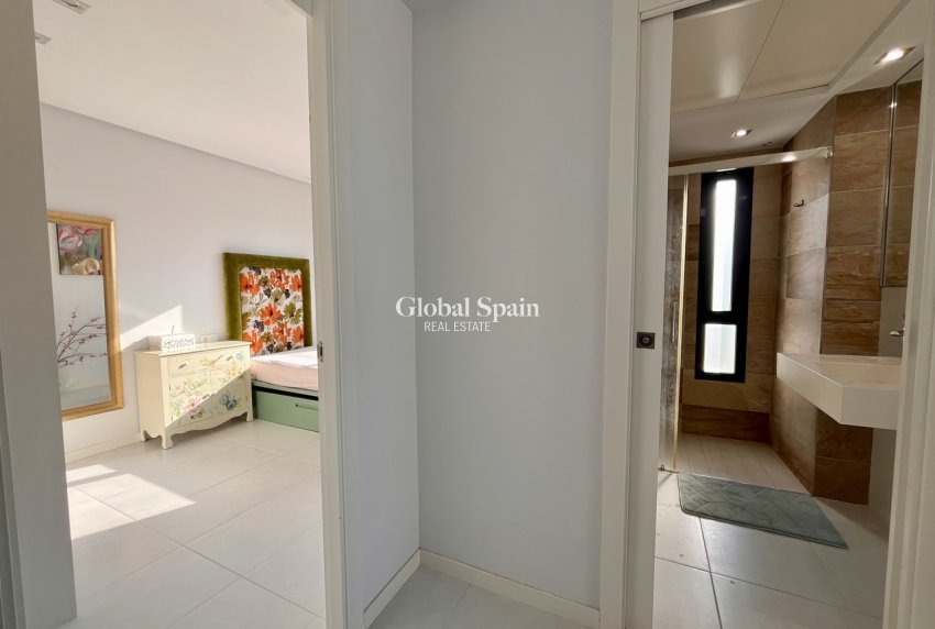 Revente - VILLA -
LOS DOLSES - Inland