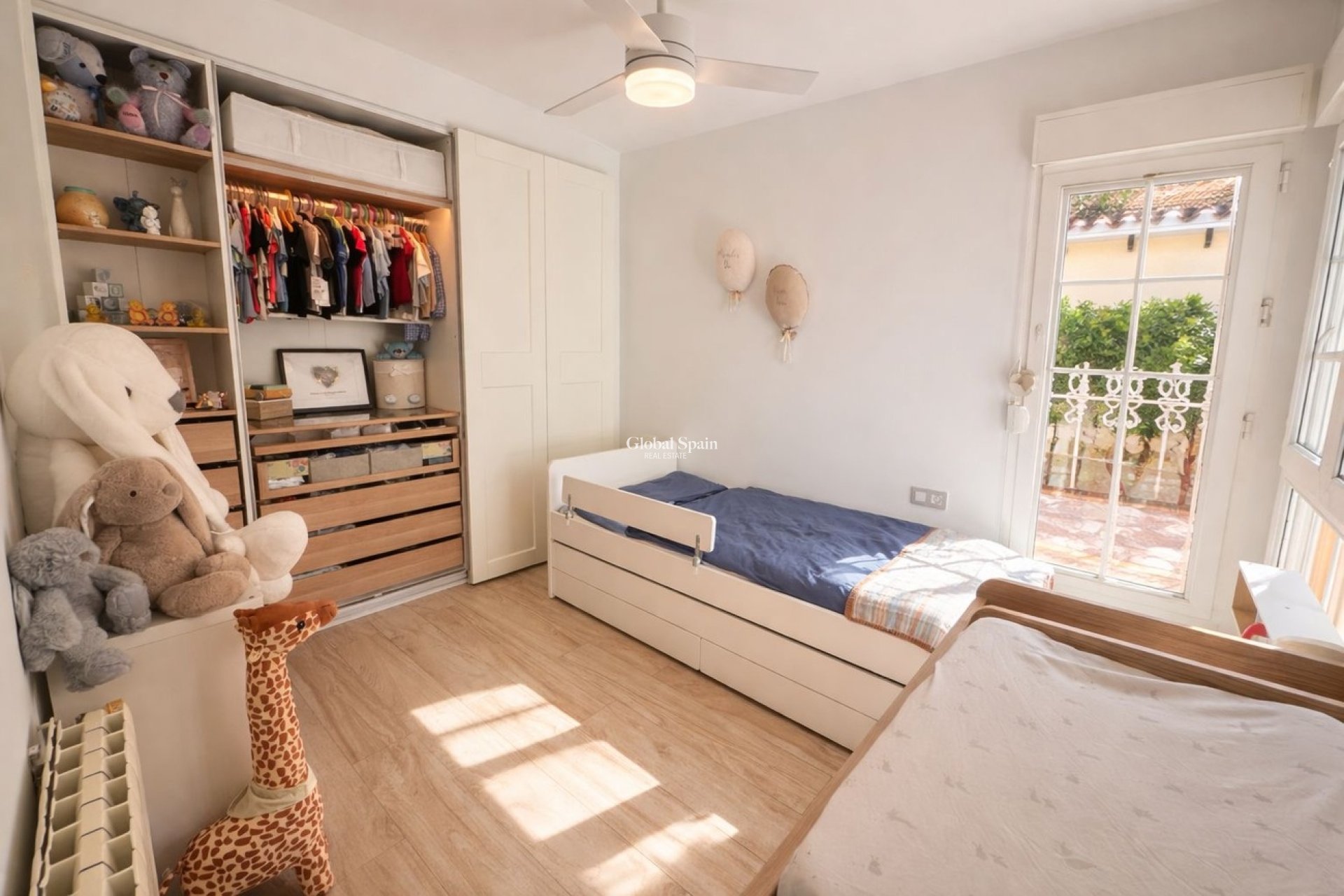 Revente - VILLA -
LOS DOLSES - Inland