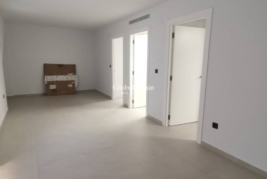 Revente - VILLA -
LOS MONTESINOS - Costa Blanca