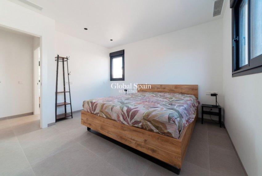 Revente - VILLA -
LOS MONTESINOS - Costa Blanca