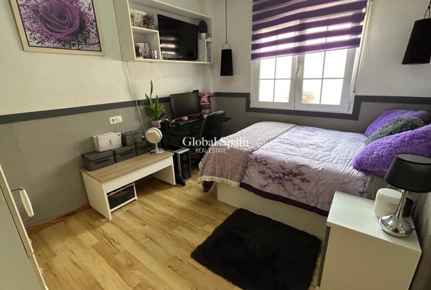 Revente - VILLA -
LOS MONTESINOS - Costa Blanca