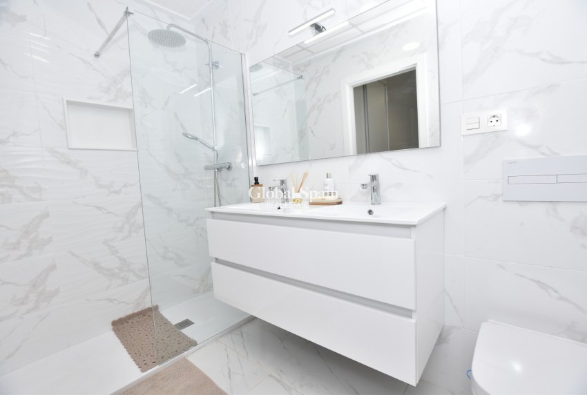 Revente - VILLA -
LOS MONTESINOS - Costa Blanca