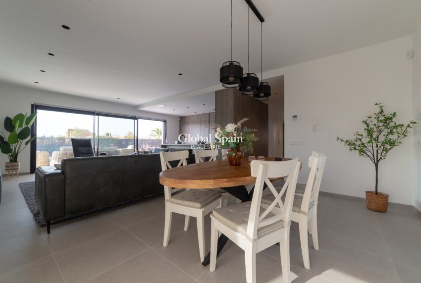 Revente - VILLA -
LOS MONTESINOS - Costa Blanca