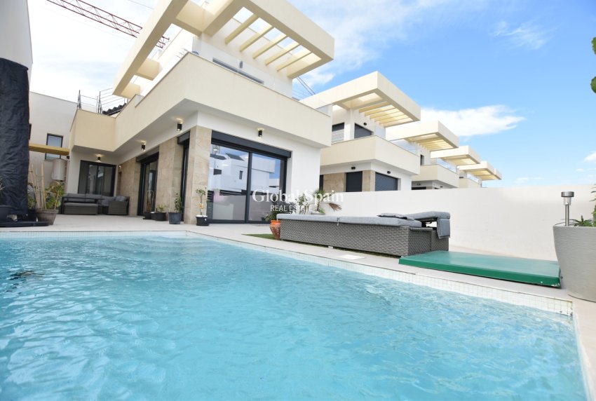 Revente - VILLA -
LOS MONTESINOS - Costa Blanca