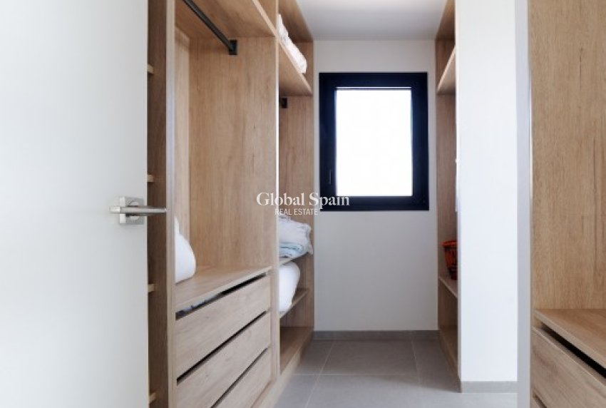 Revente - VILLA -
LOS MONTESINOS - Costa Blanca