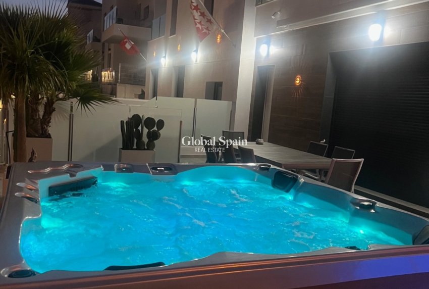 Revente - VILLA -
LOS MONTESINOS - Costa Blanca