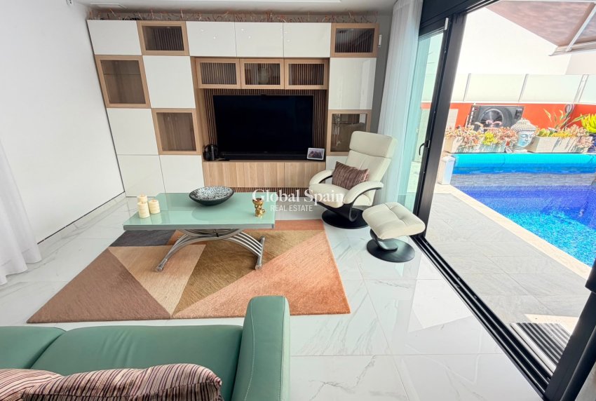 Revente - VILLA -
LOS MONTESINOS - Costa Blanca