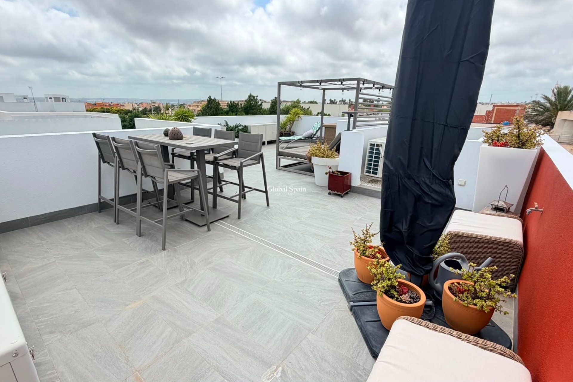 Revente - VILLA -
LOS MONTESINOS - Costa Blanca
