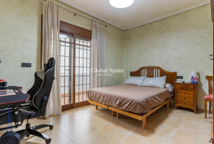 Revente - VILLA -
LOS MONTESINOS - Costa Blanca