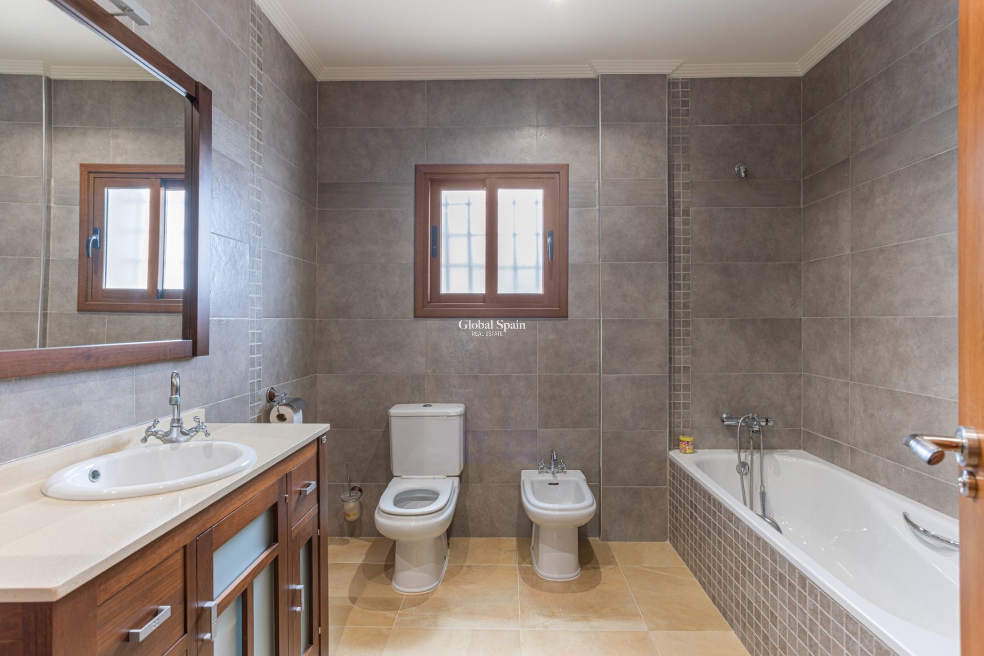 Revente - VILLA -
LOS MONTESINOS - Costa Blanca