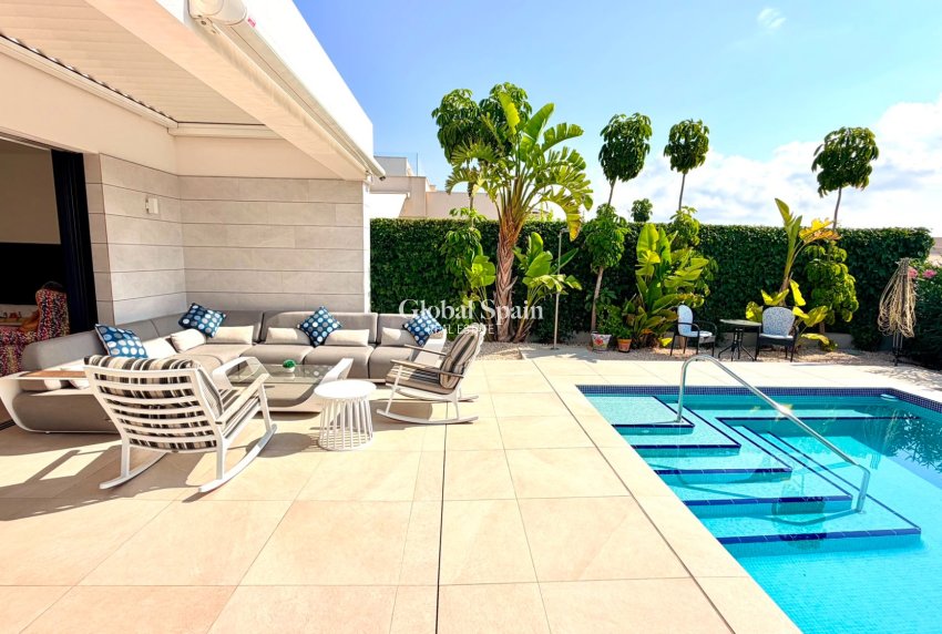 Revente - VILLA -
LOS MONTESINOS - Costa Blanca