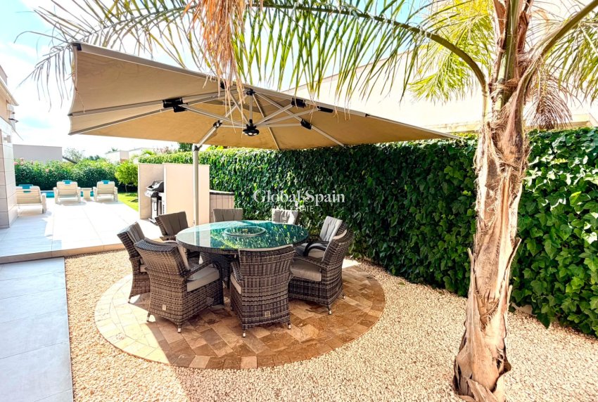 Revente - VILLA -
LOS MONTESINOS - Costa Blanca