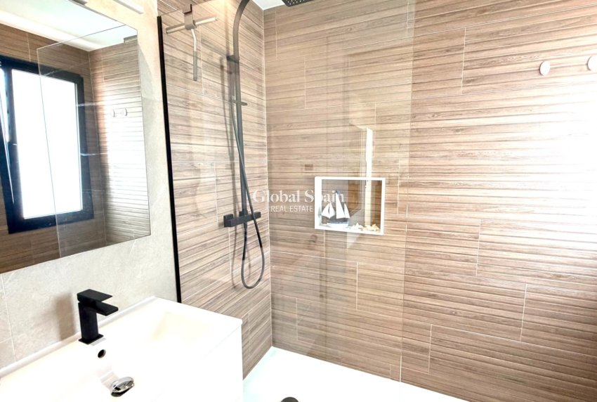 Revente - VILLA -
LOS MONTESINOS - Costa Blanca