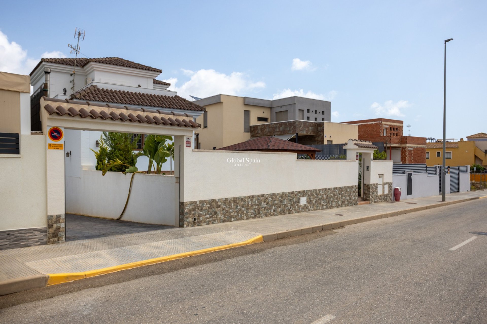 Revente - VILLA -
LOS MONTESINOS - Costa Blanca