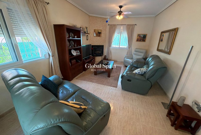 Revente - VILLA -
LOS MONTESINOS - Costa Blanca