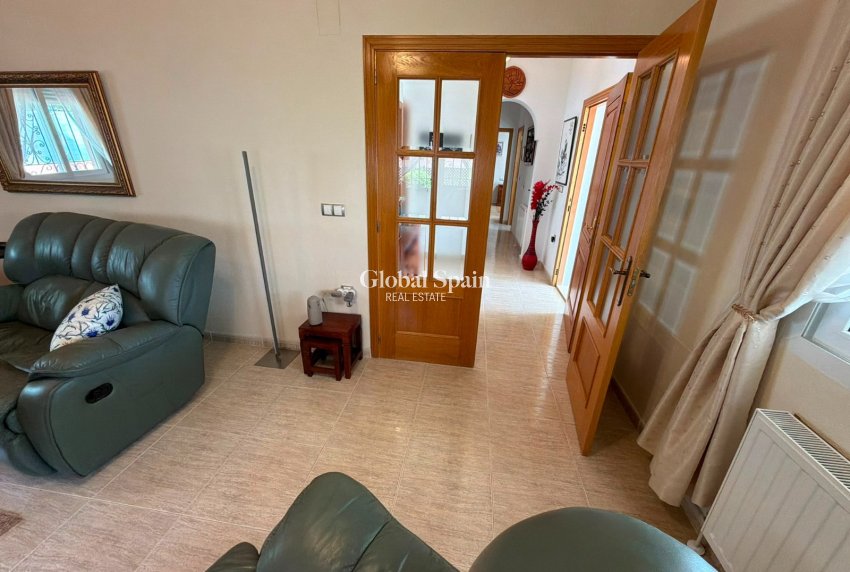 Revente - VILLA -
LOS MONTESINOS - Costa Blanca
