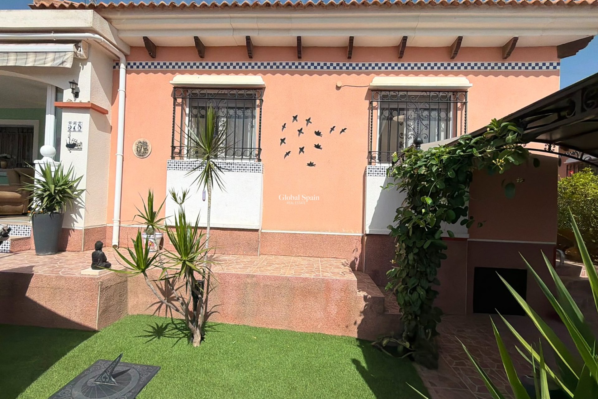 Revente - VILLA -
LOS MONTESINOS - Costa Blanca