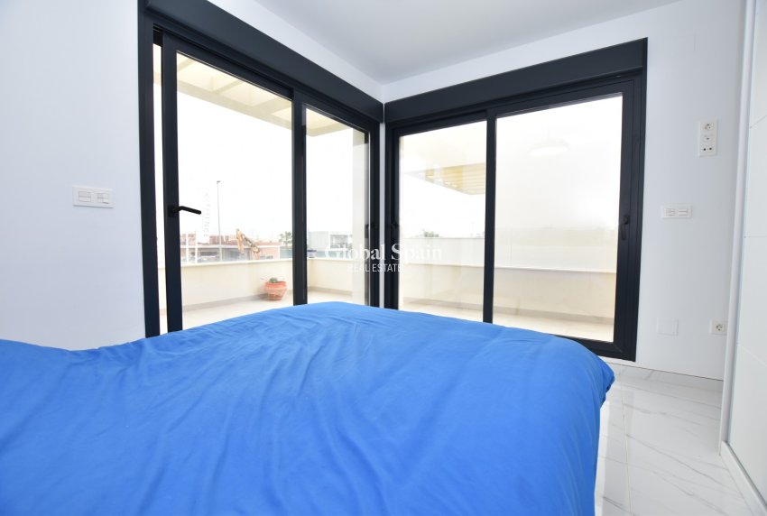 Revente - VILLA -
LOS MONTESINOS - Costa Blanca