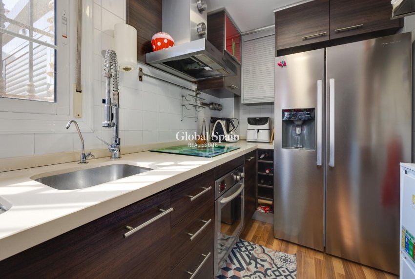 Revente - VILLA -
LOS MONTESINOS - La Herrada