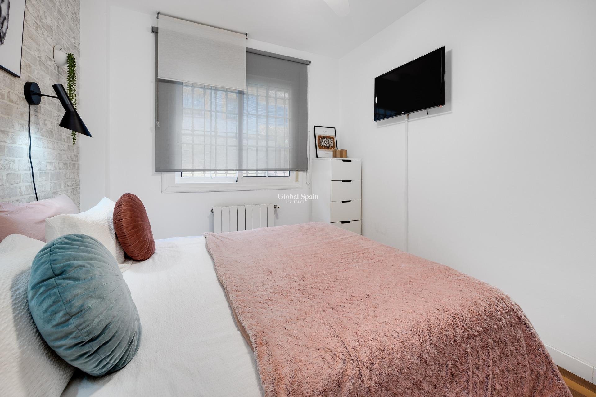 Revente - VILLA -
LOS MONTESINOS - La Herrada