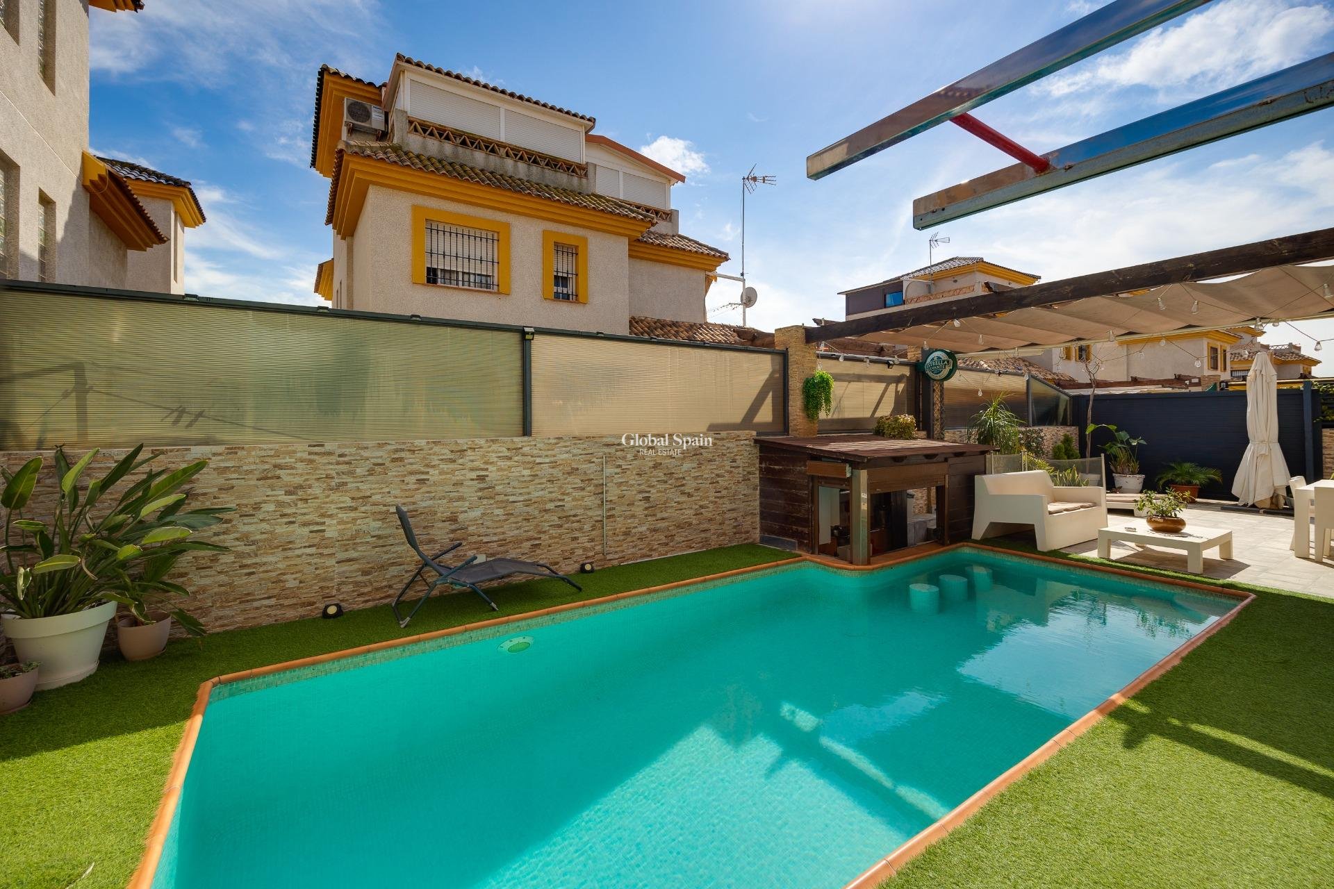 Revente - VILLA -
LOS MONTESINOS - La Herrada