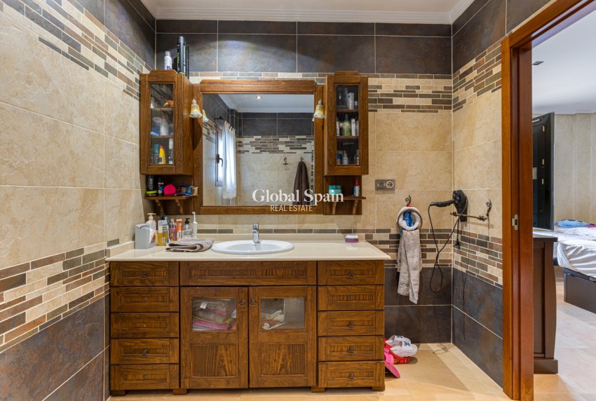 Revente - Villa -
LOS MONTESINOS - La Herrada