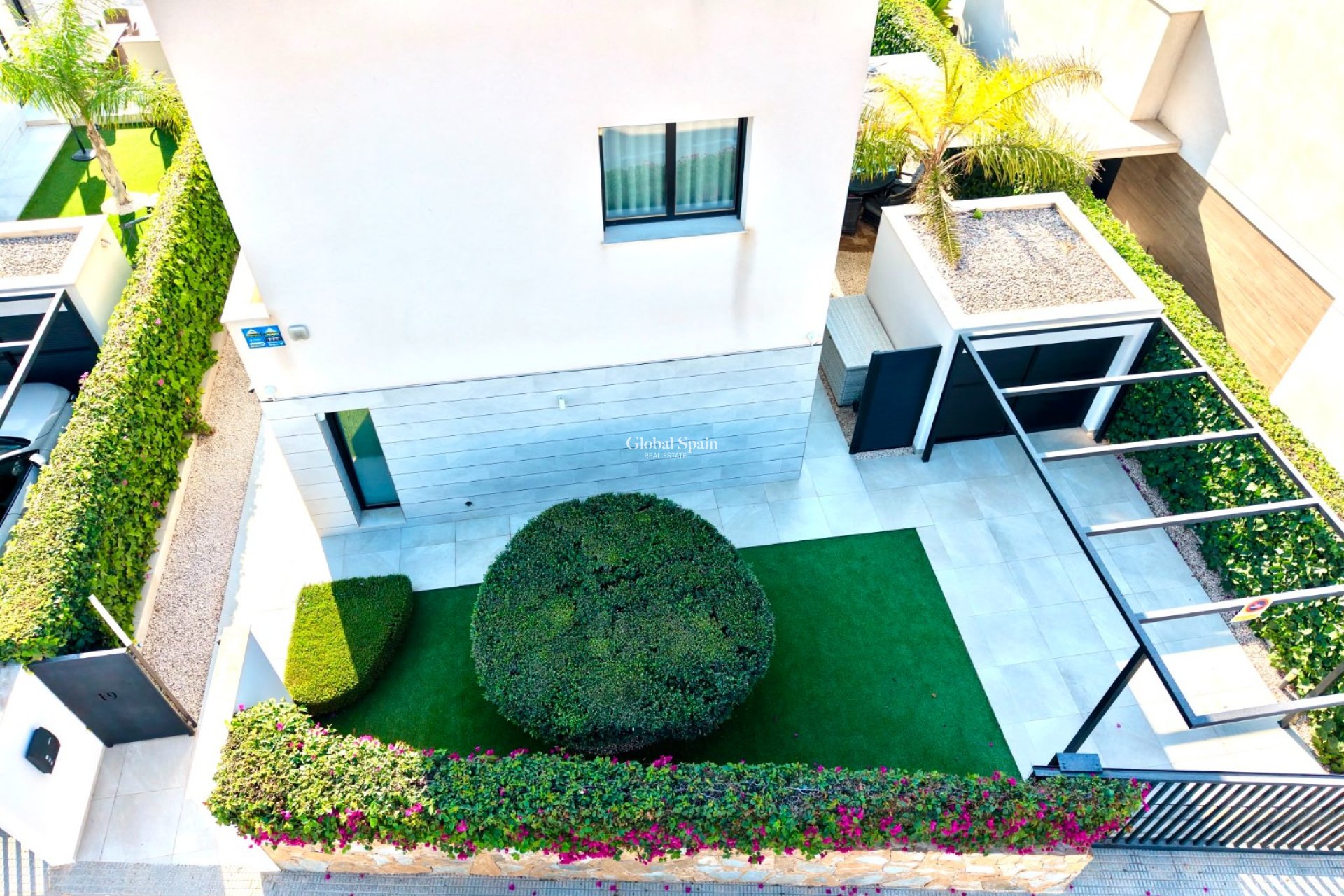 Revente - VILLA -
LOS MONTESINOS