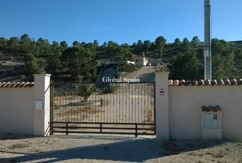 Revente - VILLA -
MACISVENDA - Macisvenda